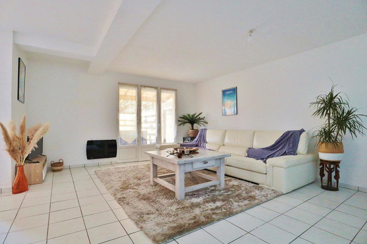 charmante maison de ville Léon Extérieur photo