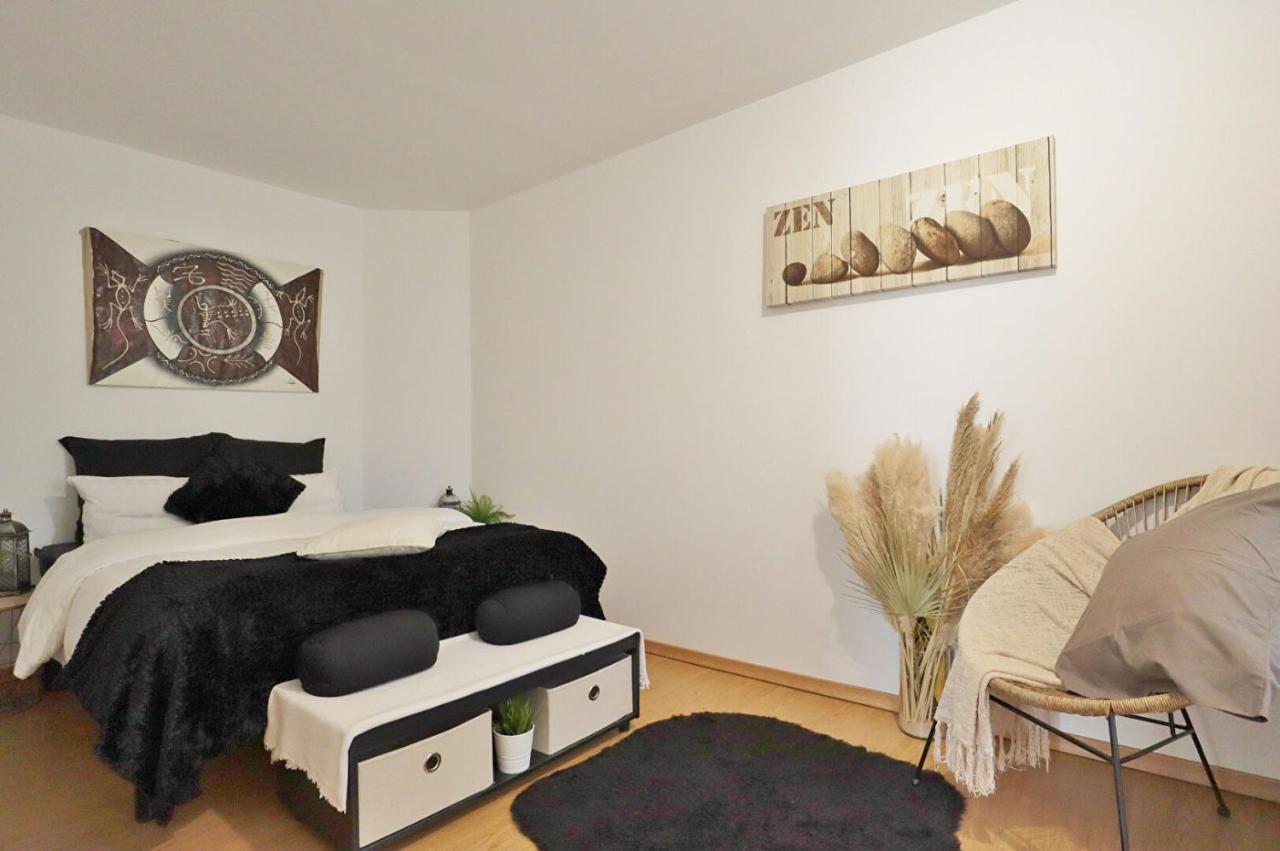 charmante maison de ville Léon Extérieur photo