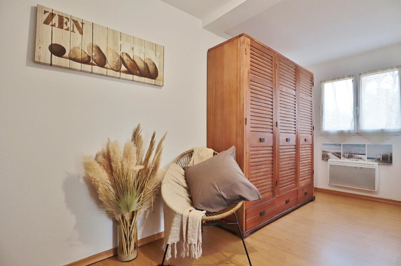 charmante maison de ville Léon Extérieur photo